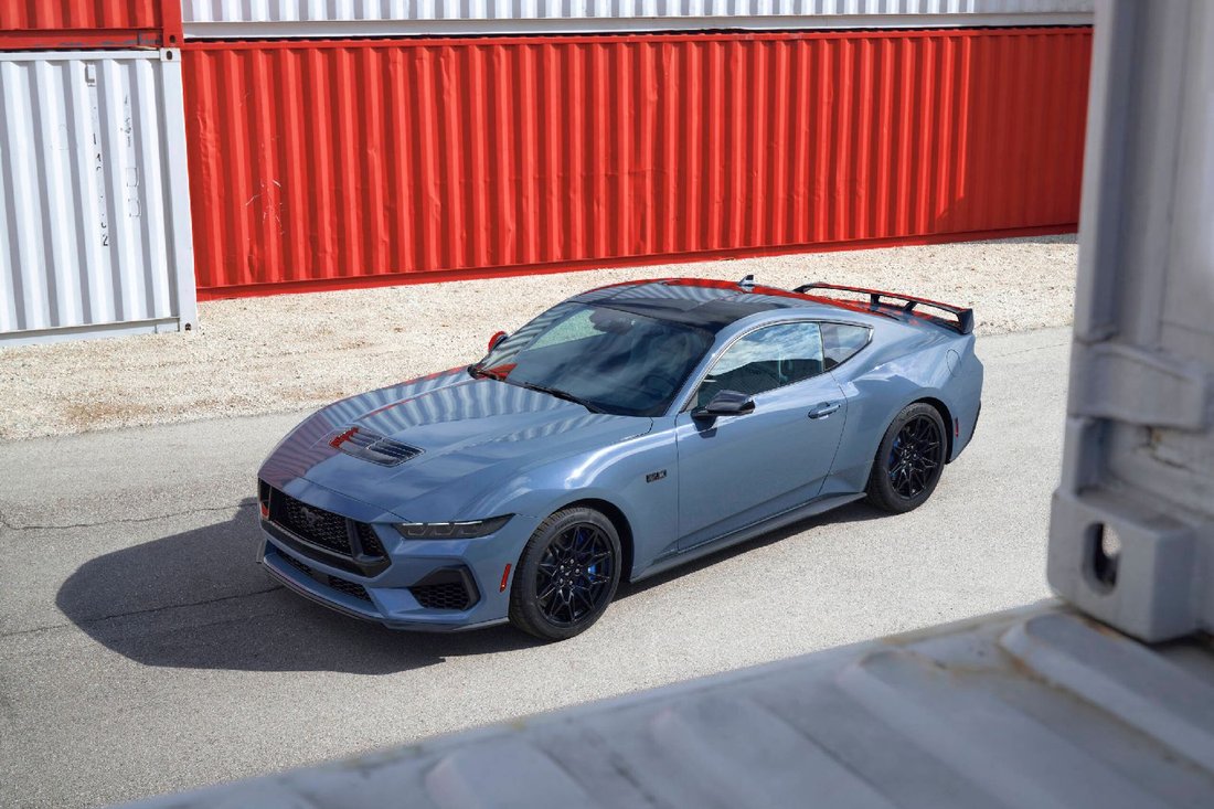 ALL-NEW FORD MUSTANG UPSHIFTS ITS STYLE, PERFORMANCE AND DIGITAL IMMERSION FOR THE ULTIMATE PONY CAR EXPERIENCE