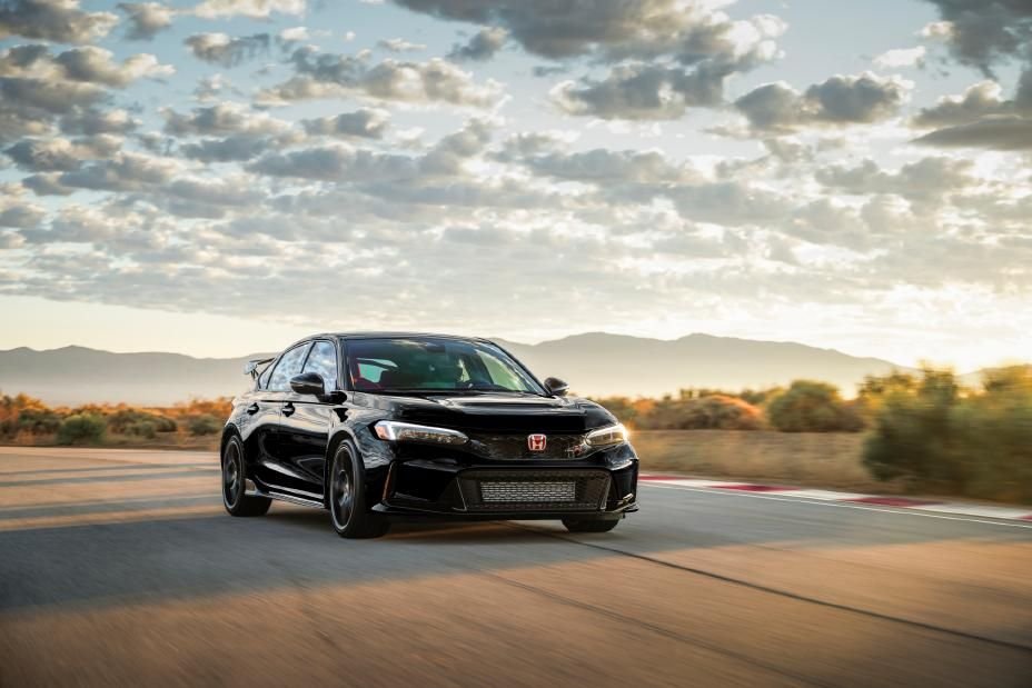 Hottest Hot Hatch Brings More Heat: All-New Honda Civic Type R Adds Power, Performance, and Swagger